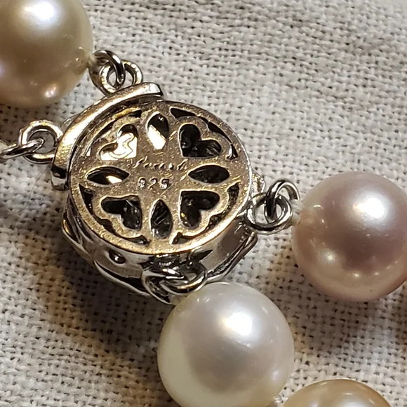 Elegant Vintage Cultured Pearl Necklace with 925 Silver Clasp - Picture 8 of 11